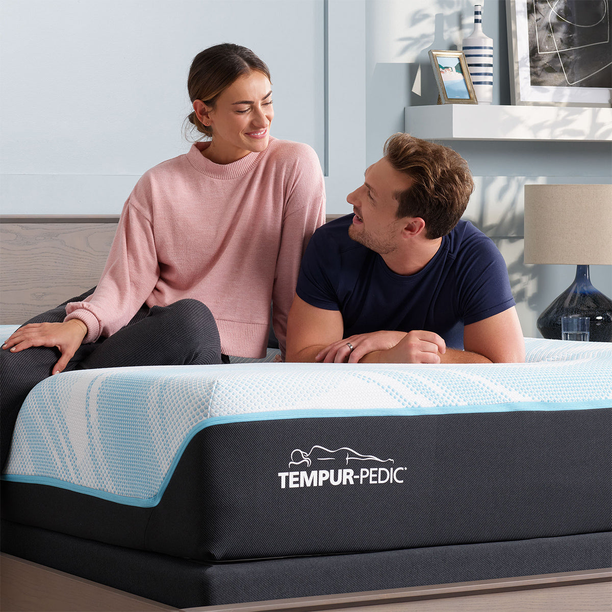 Tempur-Pedic TEMPUR-LuxeBreeze Firm 13-Inch Mattress