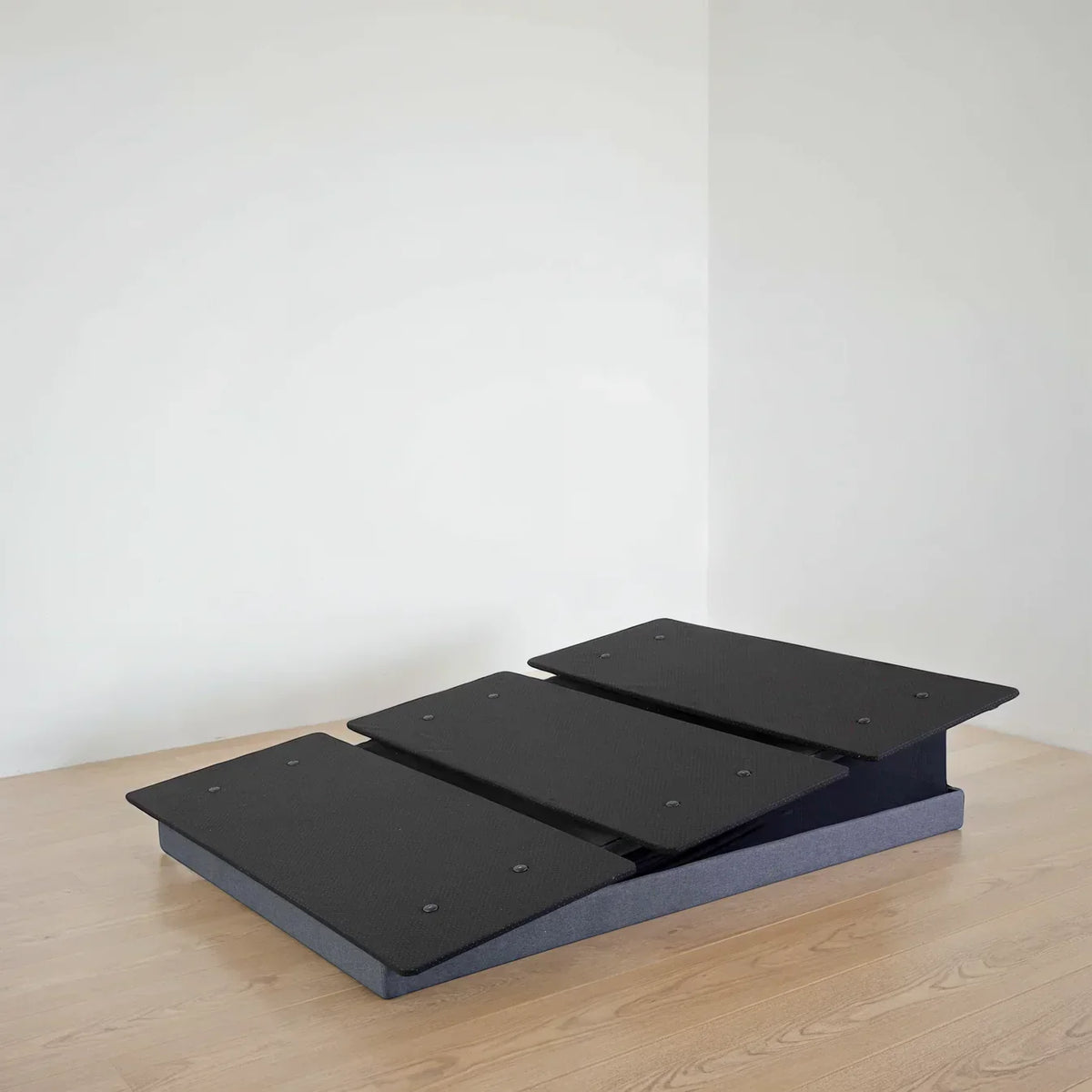 Customatic Hi-Low Tilt Platform – Independent Mobility & Aging-in-Place Bed Base