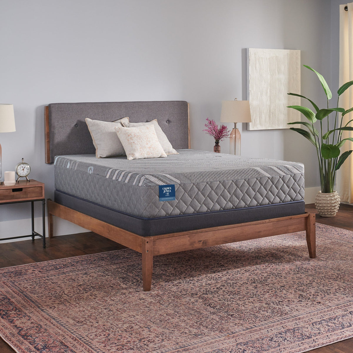 Sixth & Park Medium Hybrid 12" Mattress