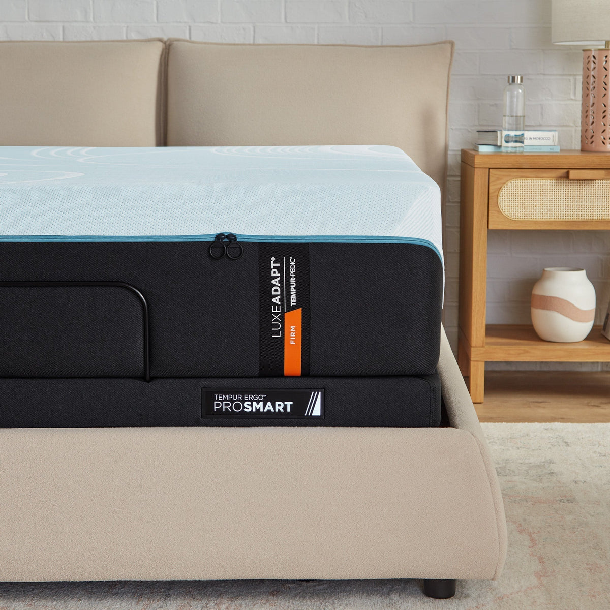 Tempur-Pedic LuxeAdapt Firm 13" Mattress