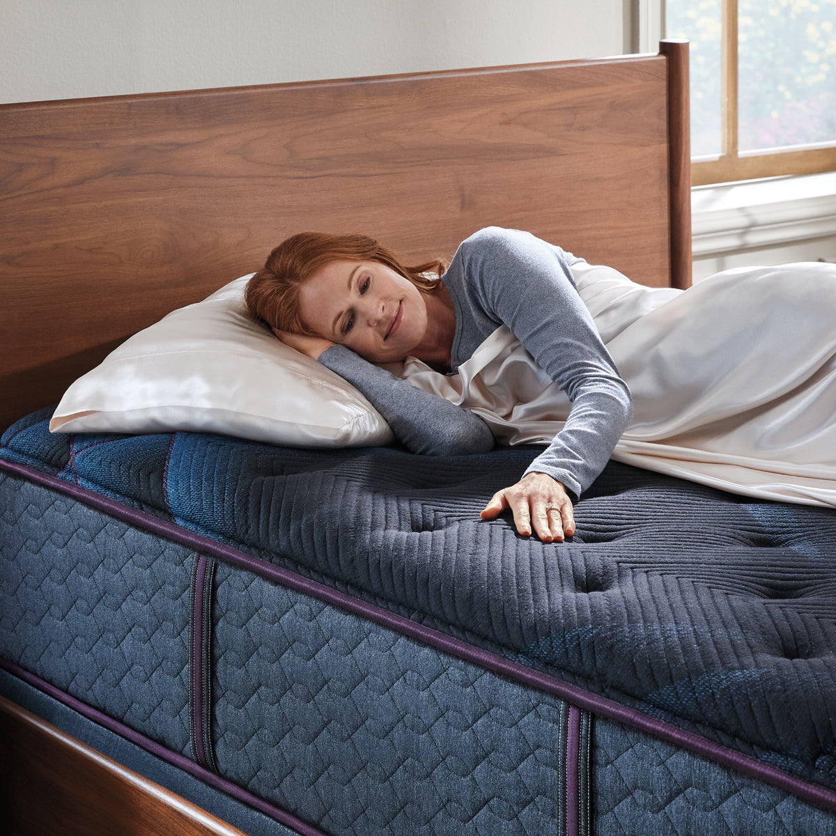 Beautyrest World Class Level Three Medium Pillow Top Mattress
