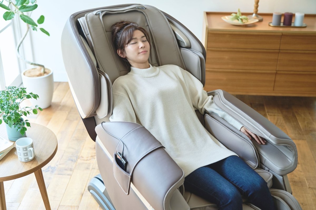 Fujiryoki MR6000 Calm Plus Massage Chair