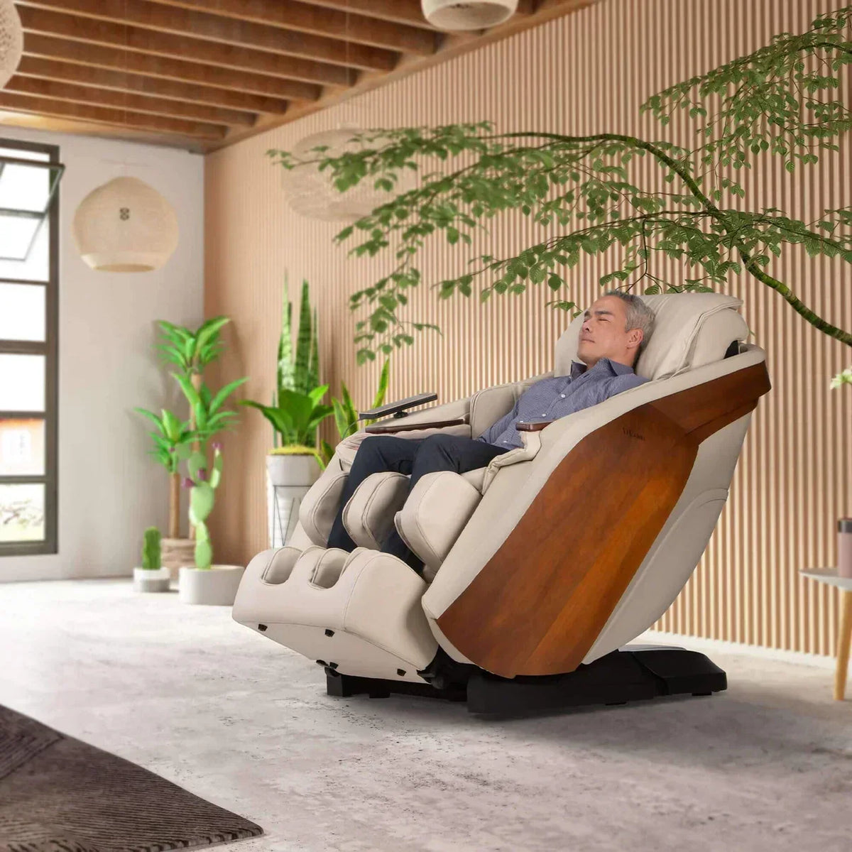 DCore Stratus JP Ultra Premium Made-in-Japan Massage Chair