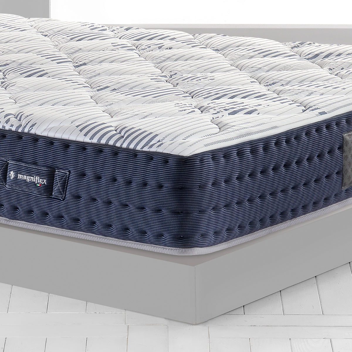 Magniflex Magnicool 10 Soft Mattress with Aquabreeze Support