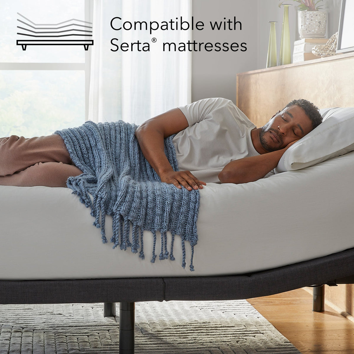 Serta baselogic™ Platinum Head and Foot Adjustable Base with Massage & Sound Therapy