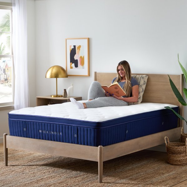 Weekender 13" Euro Top Hybrid Mattress - Plush Comfort & Support Mattress-in-a-Box
