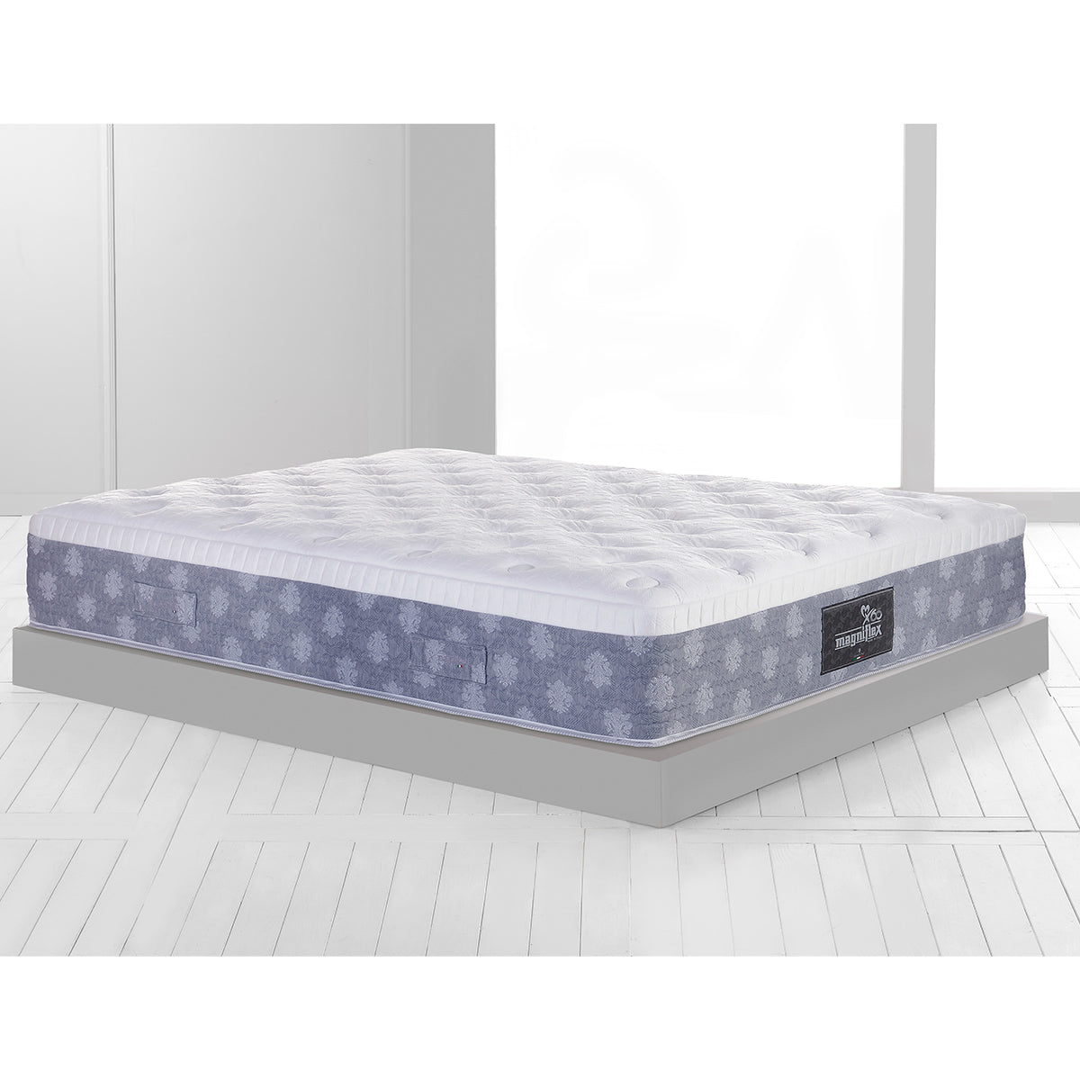 Magniflex Dolce Vita Dual 12-Inch Luxury Mattress – Innovative Dual Core Customizable Comfort with Memoform, Elioform, and Temperature-Regulating Outlast® Fabric - Queen - Floor Model