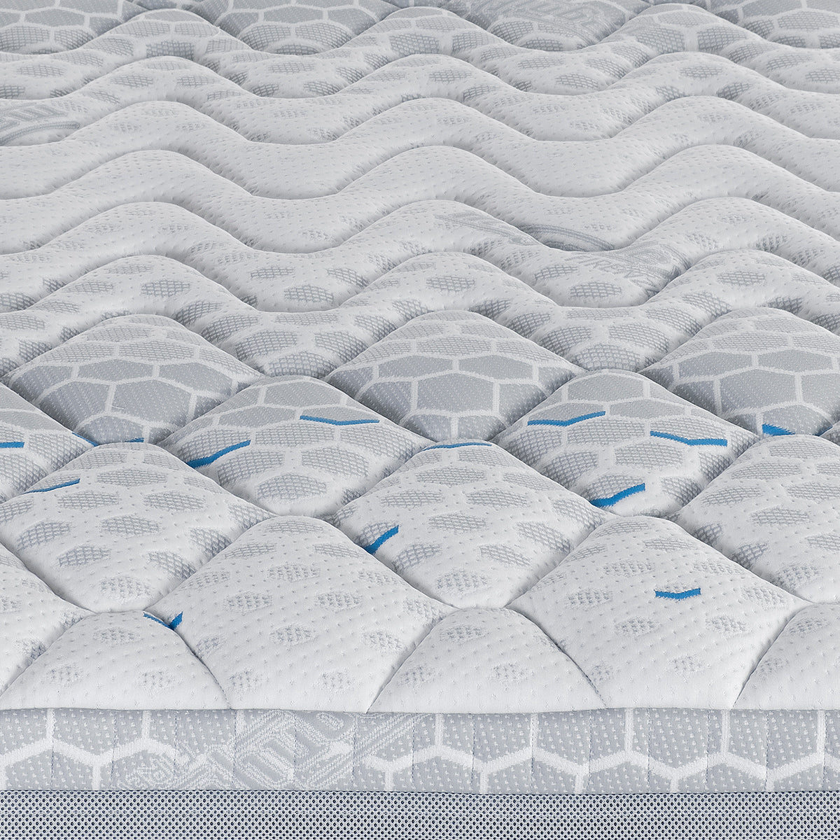Magniflex MagniStretch Plus 13-Inch Luxury Mattress – Revolutionary Spinal Decompression Technology with Breathable Temperature-Regulating Cover and Medium-Support Italian Memory Foam - Floor Model