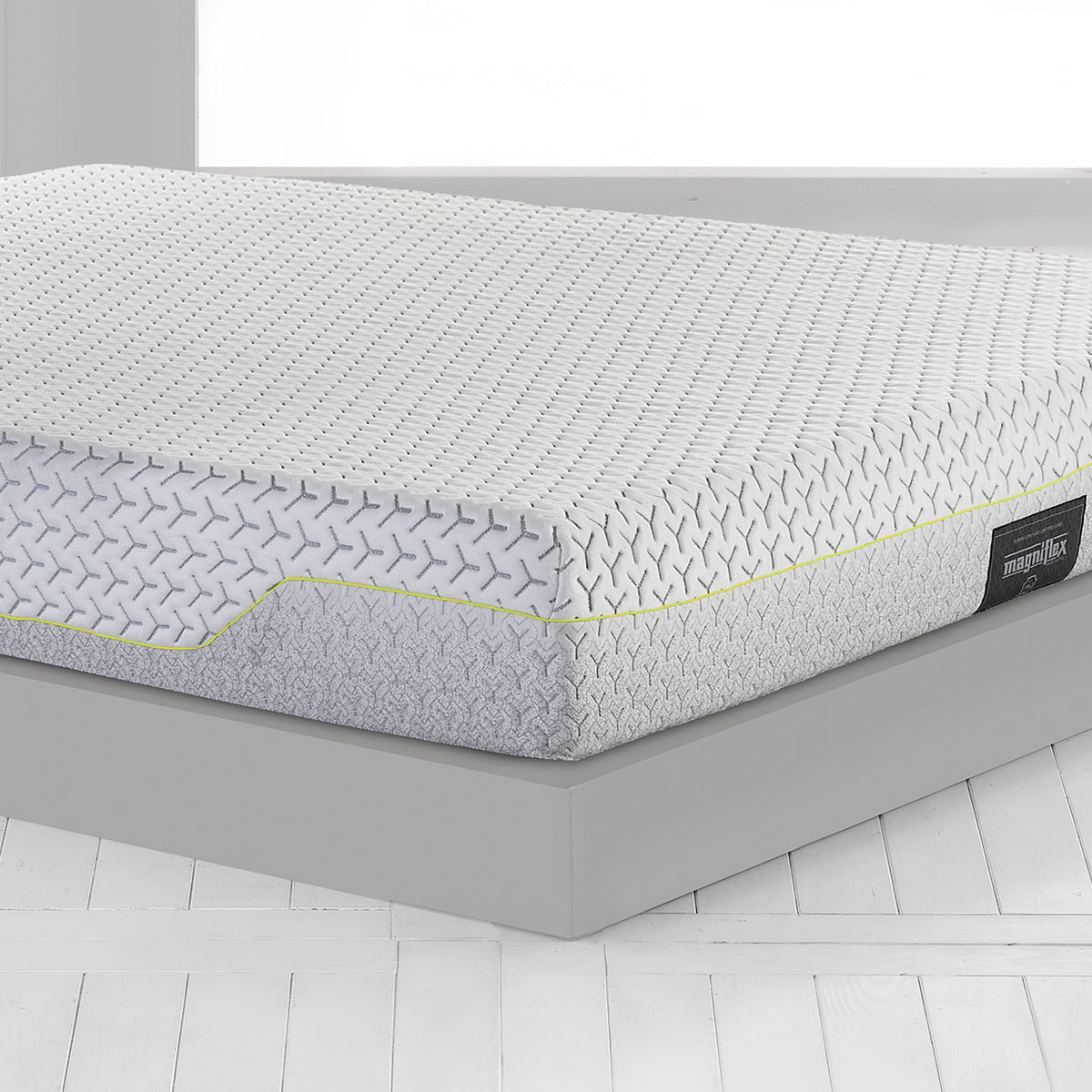 Magniflex MagniStretch Sport 10 Mattress - Active Recovery & Traction