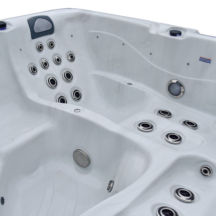 Maya+ 5 Seat 32amp Hot Tub 2.16 x 2.16m